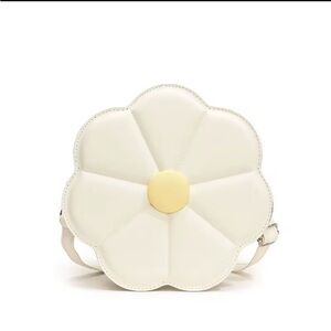 White Flower-Shaped Crossbody Bag with Yellow Center